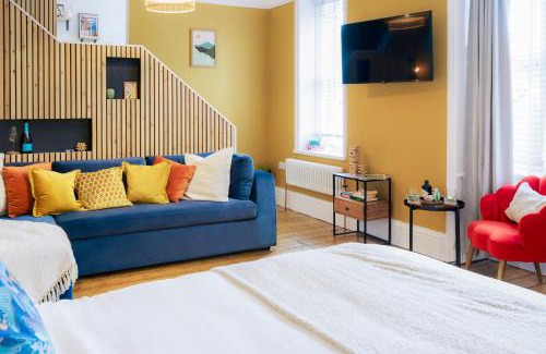 Tregaron Apartment | Pet-Friendly Retreat at Loft Fach - Guest Rated 10/10