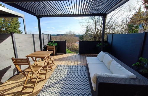 Saint-Pierre-de-Lages Apartment | Tranquil LOFT "FARE": Nature Views & Family-Friendly Stay