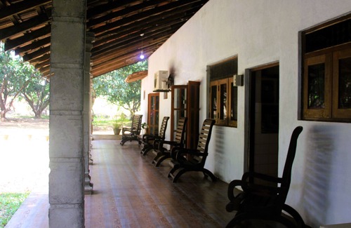 Habarana Cabin | Cozy Loft for 4 at Eagles Wing's Guest House