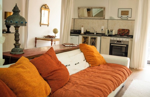 Sagra Apartment | Cozy Loft for 4 with Garden View and Pool Access