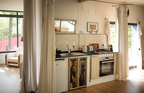 Sagra Apartment | Cozy Loft for 4 with Garden View and Pool Access