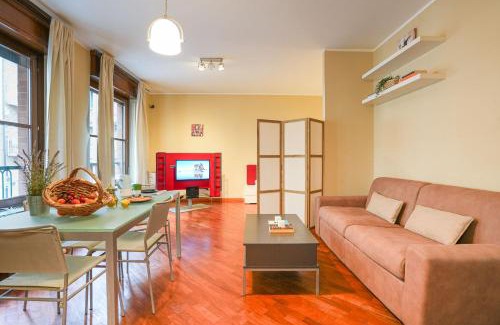 San Salvario Apartment | Inviting Loft Foscolo Open Space - Family-Friendly Retreat