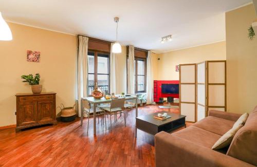 San Salvario Apartment | Inviting Loft Foscolo Open Space - Family-Friendly Retreat