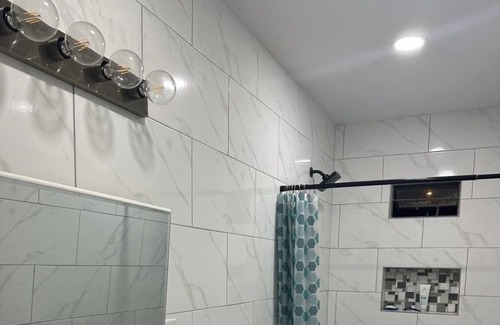 Arouca House | Loft Fully Private & Modern Apt, Stay Includes Free Breakfast, Lunch, & Dinner