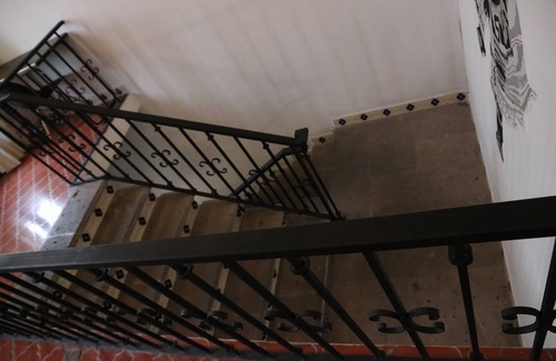 Historic Centre Apartment | Historic Center Loft: Ideal for Families and Pets