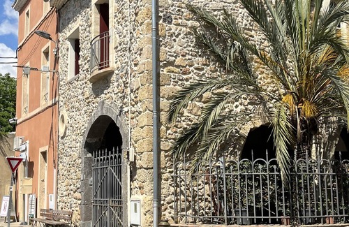 Pinet Apartment | Beachside Loft-Holidy Appartement for Families Near the Shore