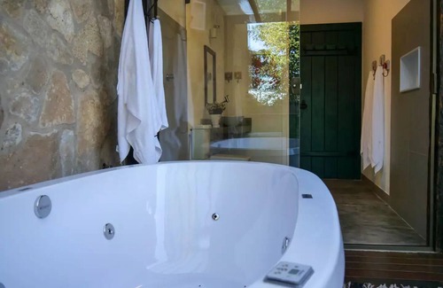 Tiradentes Apartment | Relax in Loft II: Historic Center with Inviting Hot Tub