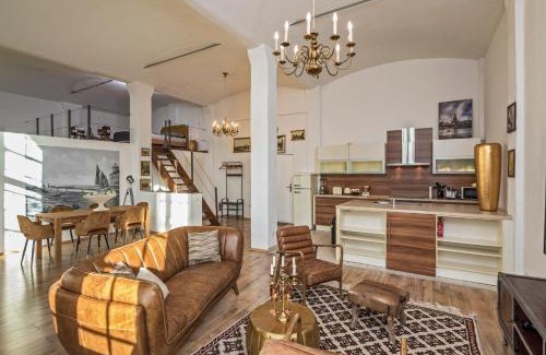 Heidenau Apartment | Pet-Friendly Loft im Denkmal with High Guest Ratings