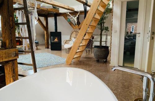 Furstenwalde/Spree Apartment | Central Loft: Guest Rated 8.8 in the Heart of the City