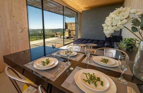 Navidad House | Casa Loft with Incredible Views & Relaxing Hot Tub