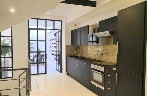 Mantega Condo | Modern Loft Jordan with Private Garage and Family Amenities