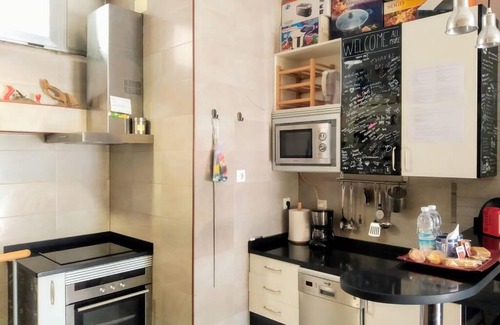 Ventas Apartment | Experience LOFT lα αղԵíցմα: Family-Friendly & Prime Location