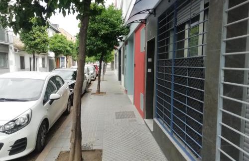 Distrito Sur Apartment | Pet-Friendly Loft La Calahorra with Parking & 9.4/10 Rating