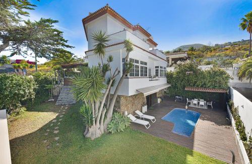 La Matanza de Acentejo House | Relax at Loft la Matanza: 4-Star, Pet Friendly Retreat