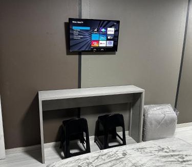 Centro Apartment | Child-Friendly Retreat at Loft Lux 8 with Great Reviews