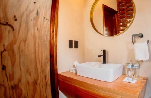 Zona Centro Apartment | Discover Family-Friendly Comfort at LOFT MADERO 16