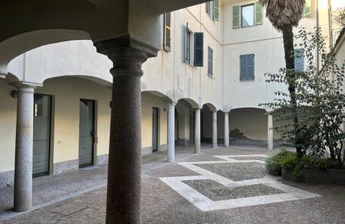 Busto Arsizio Apartment | Stylish Studio Loft Matteotti in City Center - 9.1/10 Rated