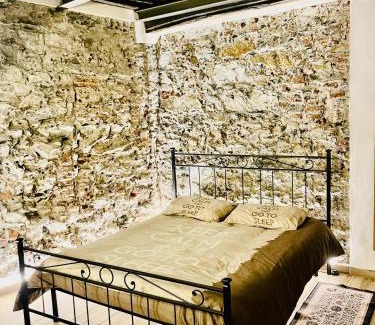 Pre Apartment | Discover LOFT MEDIEVALE: Pet-Friendly Getaway Rated 9.5