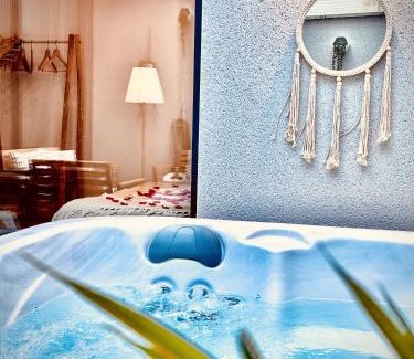 Saint Nicolas - Charles III - Ville vieille - Trois Maisons - Leopold Apartment | Elegant Loft in Menorca with Spa and Top-Rated Amenities