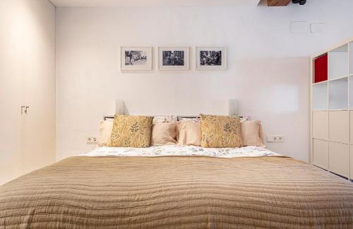 Barrio del Carmen Apartment | Discover Loft Mercado Mossensorell with Wheelchair Access
