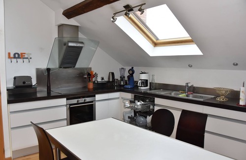 Nancy City Centre Apartment | Quiet Loft Michelet Nancy for 4 with Breakfast Included