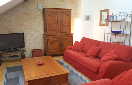 Nancy City Centre Apartment | Quiet Loft Michelet Nancy for 4 with Breakfast Included