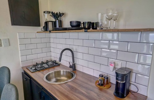 Ciudad Universitaria Apartment | Loft minimalista con vistas al mar y bañera en Santo Domingo with AC, WiFi