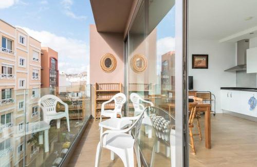 Las Palmas de Gran Canaria Apartment | Modern Loft with Balcony Steps from Las Canteras Beach