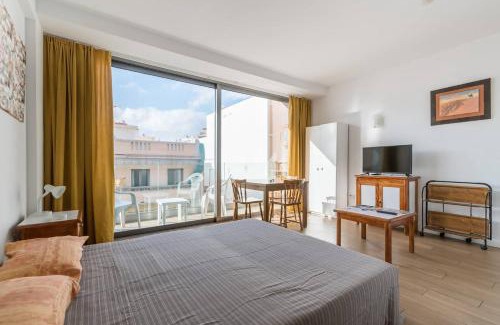 Las Palmas de Gran Canaria Apartment | Modern Loft with Balcony Steps from Las Canteras Beach