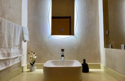 Santeagueda Apartment | Family-Friendly Loft Mueganos III in Enchanting Val´Quirico