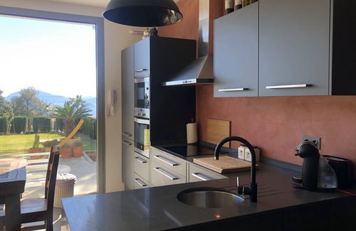 El Cuarton Condo | Relax at Loft on the Strait of Gibraltar with Ocean Views