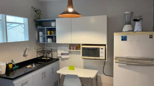 Palmeiras House | Pet-Friendly Loft with Ocean View and Perfect Guest Rating