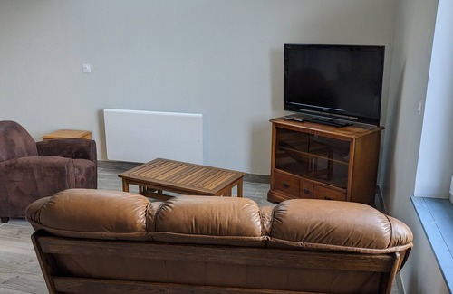 Locquirec House | Cozy Loft for Two, Just 800m from Pristine Beaches