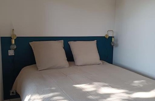 Sarzeau House | Child-Friendly Loft TYGLAZ in Golfe du Morbihan Awaits