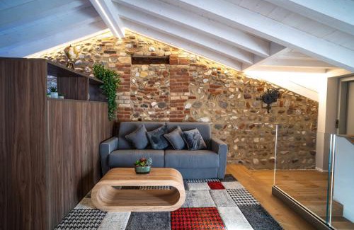 Peschiera del Garda City Centre Apartment | Outstanding Loft Roby: Guest Rated 9.6 with Breakfast