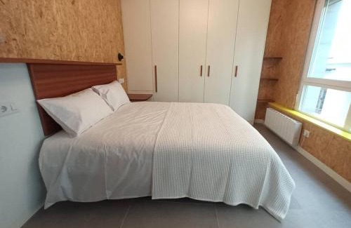 La Coruna Apartment | Family-Friendly Loft San Lorenzo 22 with Great Amenities