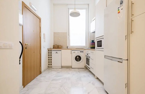 Alameda Apartment | Discover Loft Sevilla Centro: Family-Friendly & Accessible Stay