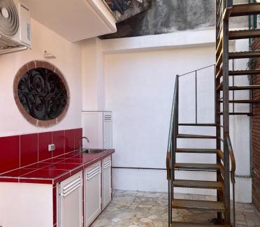 San Felice Circeo House | Pet-Friendly Loft Shira: Guest Rated 10/10 for Families