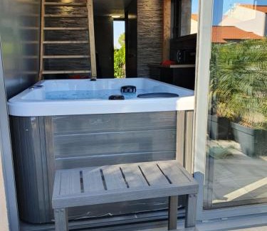 Fouras Hotel | Discover Loft Spa Bord de Mer Fouras - Steps to the Beach