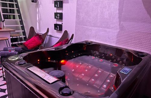 Messy Apartment | Experience Relaxation at Appartement Loft SPA near Disney