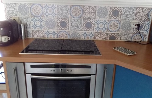 Cazouls-les-Beziers Apartment | Stylish Loft Apartment with Family-Friendly Amenities