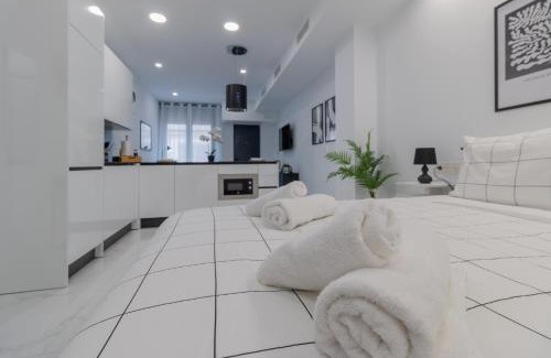 Ciudad Jardin Apartment | Family-Friendly Loft Toñi Home - A Cozy 4-Star Retreat
