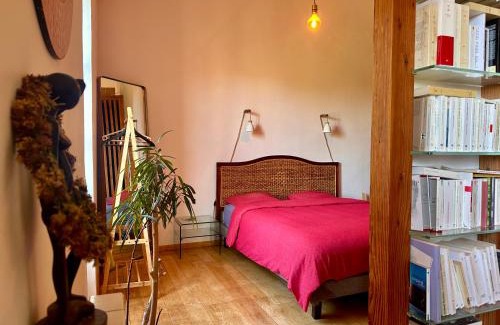 Avignon City Centre Apartment | Loft transversant avec balcon