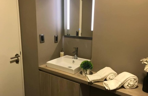Benito Juarez Apartment | Modern WTC Apartment with Pool & Breakfast Included