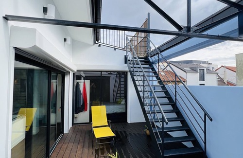 Malakoff House | Elegant Triplex Loft Near Paris with Ocean View & Spa