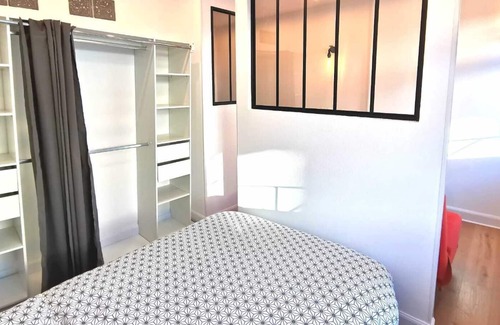 Mulhouse Apartment | Cozy Loft Verrière Style Near Train Station