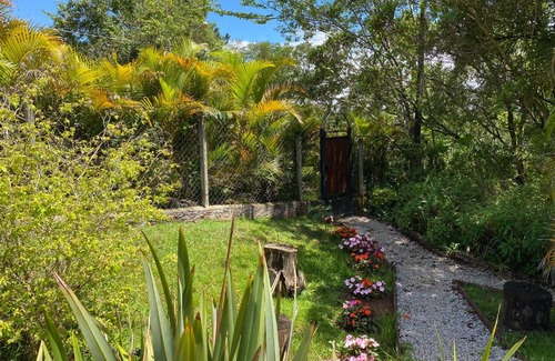Mairinque Cabin | Relaxing Loft Vidro Garden with Pool and Hot Tub Amenities