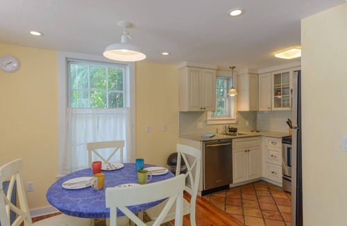 Downtown Villa | Prime Loft Villa Steps from Duval with Pool & Breakfast
