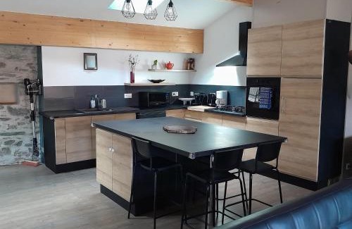Rigarda House | Mountain View Loft: Guest Rated 9.3 with Breakfast Included