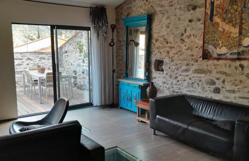 Rigarda House | Mountain View Loft: Guest Rated 9.3 with Breakfast Included